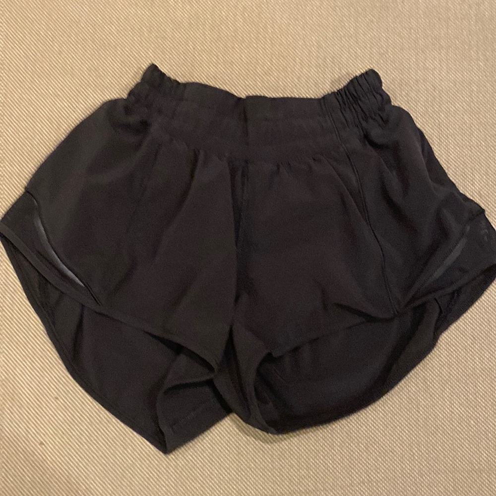 Lululemon hotty hot shorts